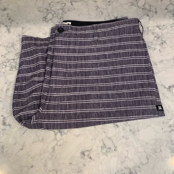 Men’s Stripped Shorts - Picture 1 of 8